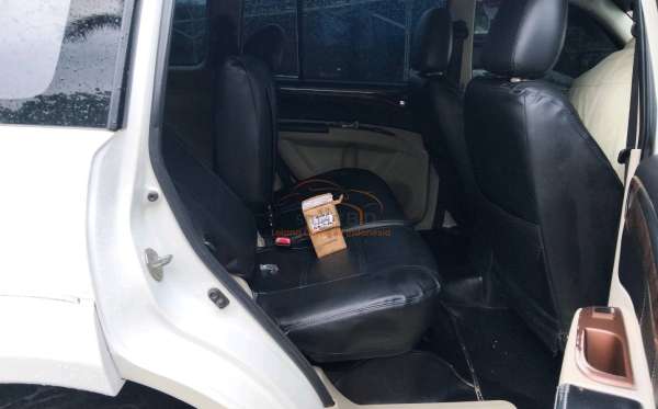 MITSUBISHI PAJERO SPORT 2.5 HP-E (4X2)