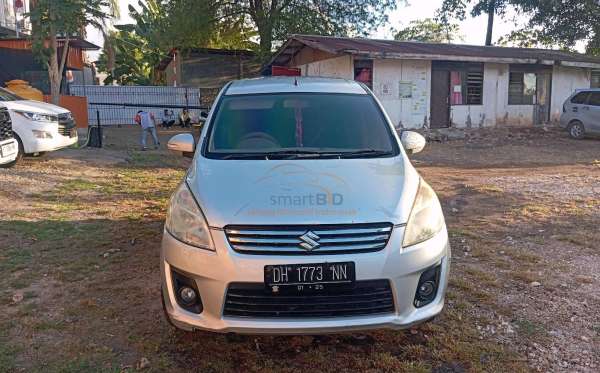 SUZUKI ERTIGA