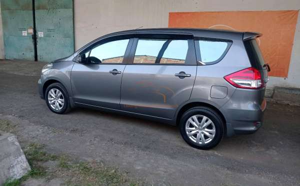 SUZUKI ERTIGA