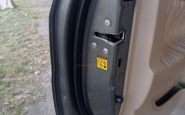 SUZUKI ERTIGA