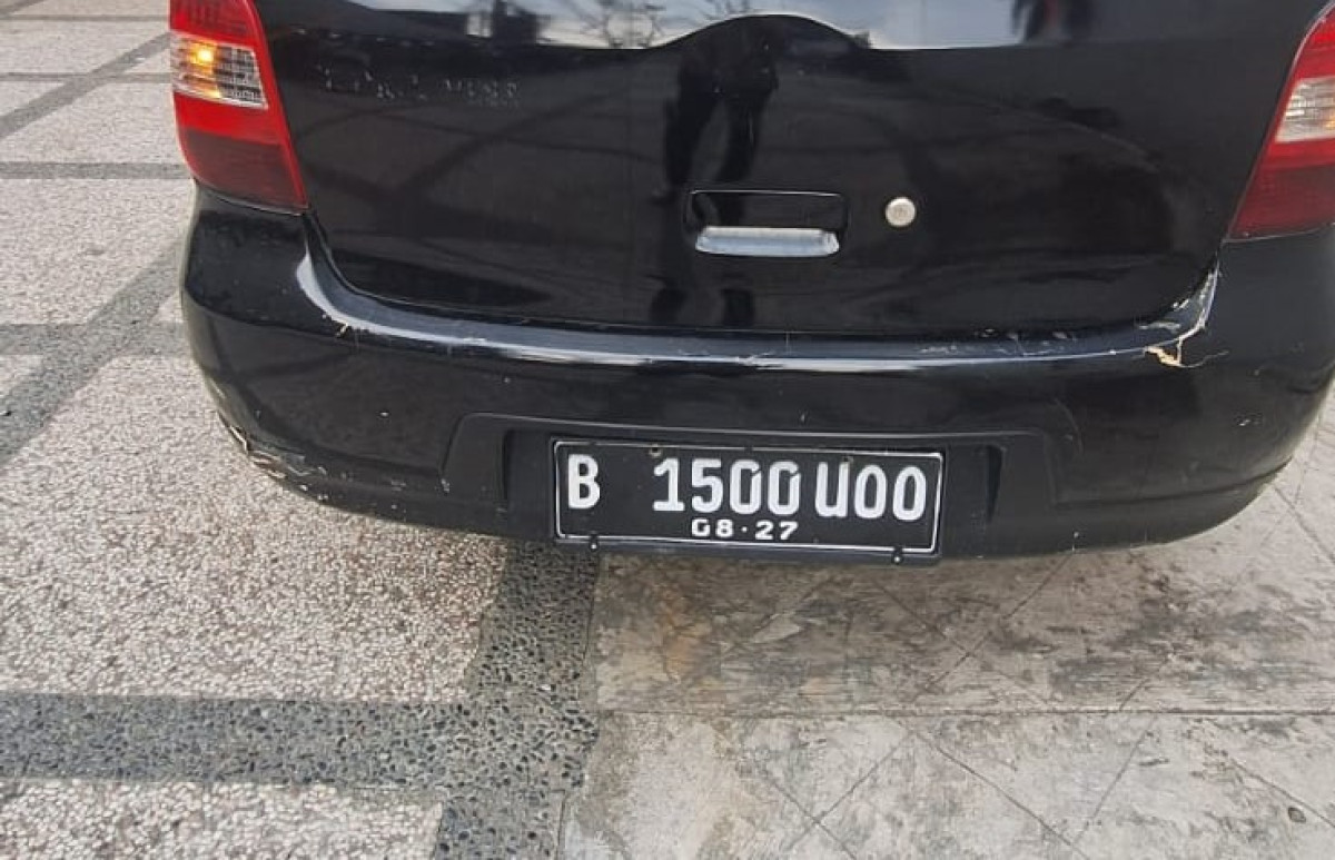 NISSAN  GRAND LIVINA  1.5 SV