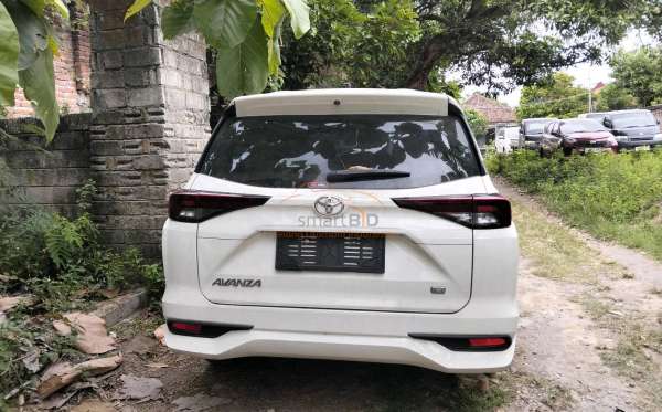 TOYOTA AVANZA 1.3 E