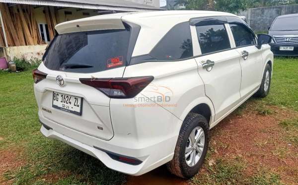TOYOTA AVANZA 1.3 E