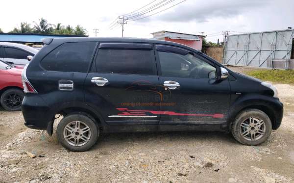 TOYOTA  AVANZA  G