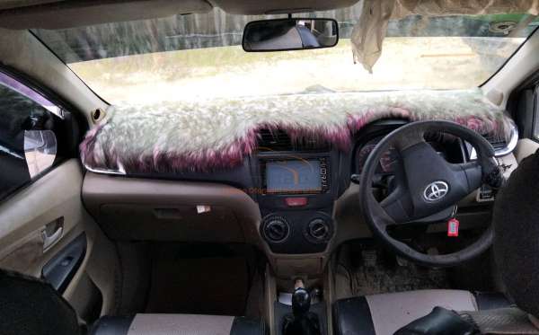 TOYOTA  AVANZA  G