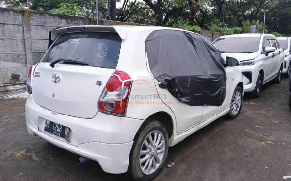 TOYOTA ETIOS