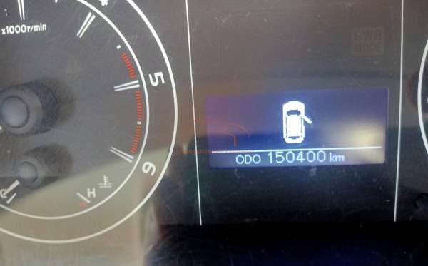TOYOTA INNOVA 2.4 G