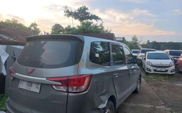 WULING FORMO
