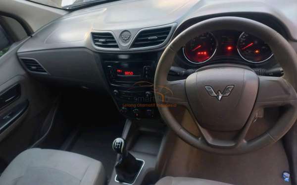 WULING FORMO