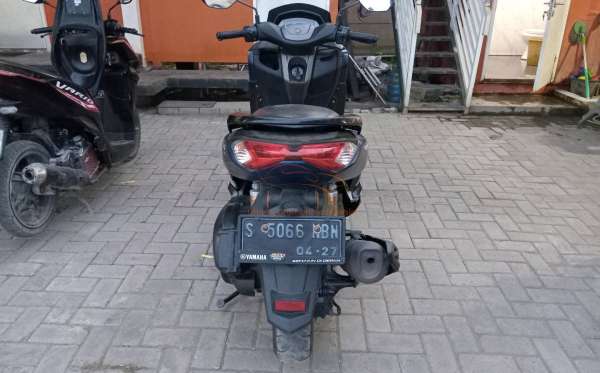 YAMAHA NMAX