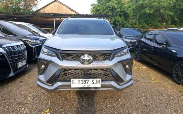 TOYOTA FORTUNER 2.8 VRZ