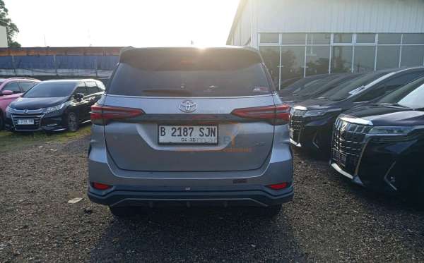 TOYOTA FORTUNER 2.8 VRZ