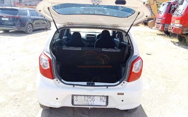 DAIHATSU  AYLA  1.0 D