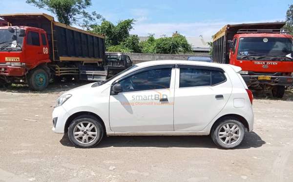 DAIHATSU  AYLA  1.0 D