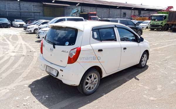 DAIHATSU  AYLA  1.0 D