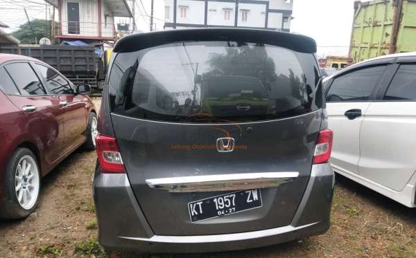 HONDA FREED GB3 1.5 E