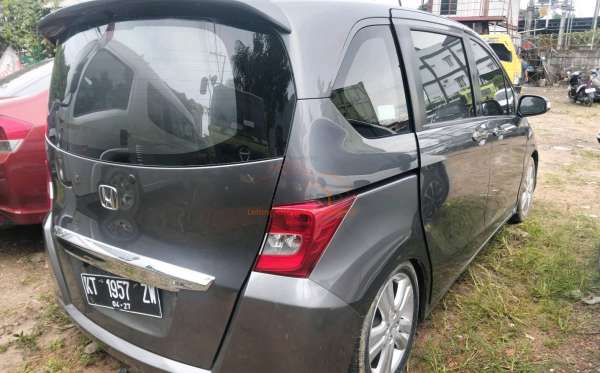 HONDA FREED GB3 1.5 E