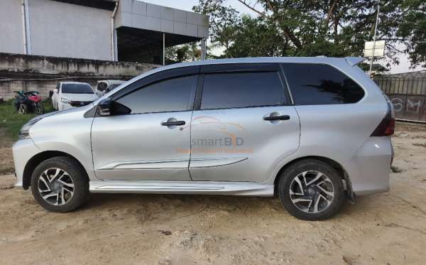 TOYOTA NEW AVANZA VELOZ 1.5