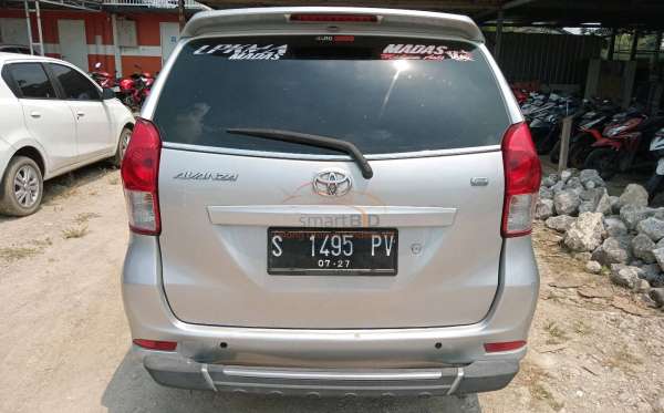 TOYOTA AVANZA 1.3 E