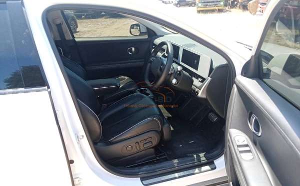 HYUNDAI IONIQ 5 EV SIGNATURE