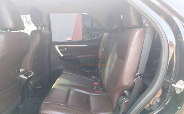 TOYOTA  FORTUNER  2.4 VRZ