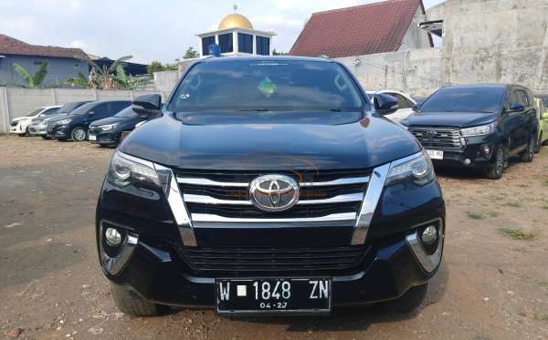 TOYOTA  FORTUNER  2.4 VRZ
