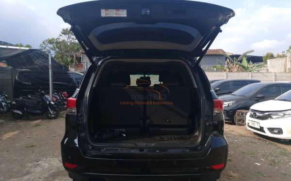 TOYOTA  FORTUNER  2.4 VRZ