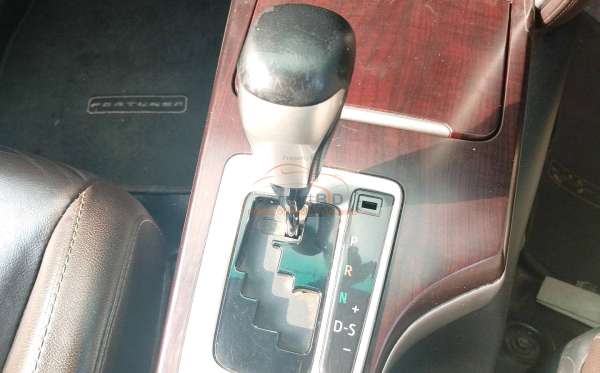 TOYOTA  FORTUNER  2.4 VRZ