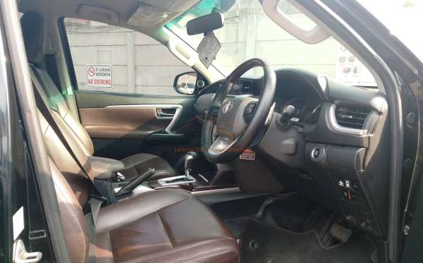 TOYOTA  FORTUNER  2.4 VRZ