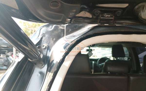 TOYOTA  FORTUNER  2.4 VRZ