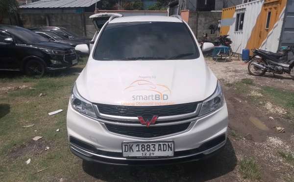 WULING CORTEZ