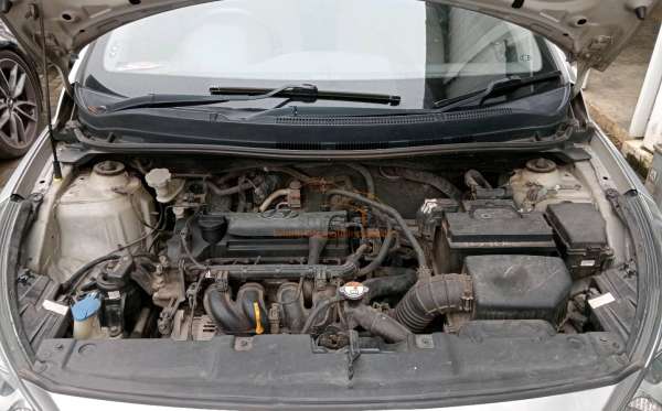 HYUNDAI  GRAND AVEGA  1.4 GL