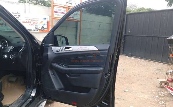 MERCEDES BENZ GLE 400