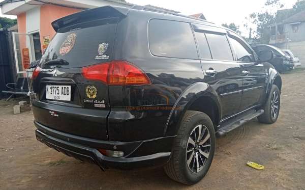 MITSUBISHI PAJERO SPORT