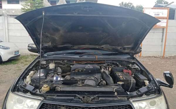 MITSUBISHI PAJERO SPORT