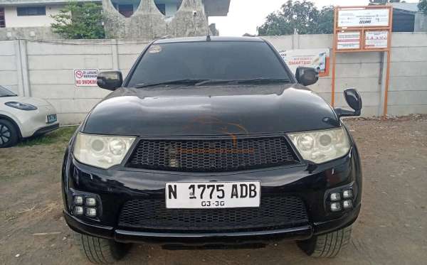 MITSUBISHI PAJERO SPORT