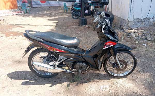 HONDA REVO