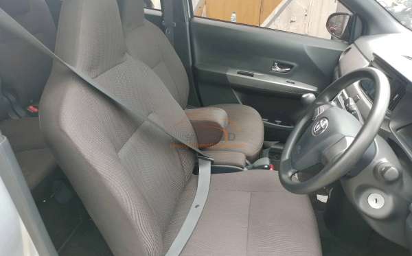 TOYOTA  CALYA  1.2 G M/T