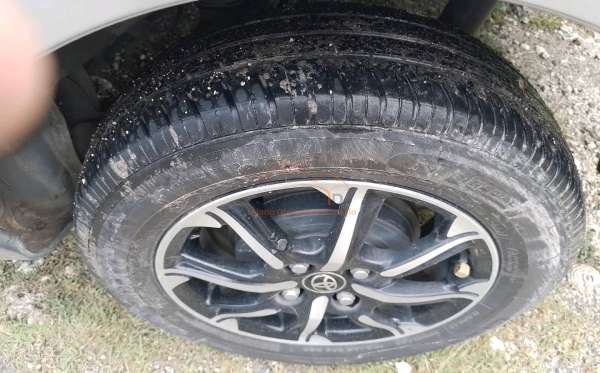 TOYOTA  CALYA  1.2 G M/T