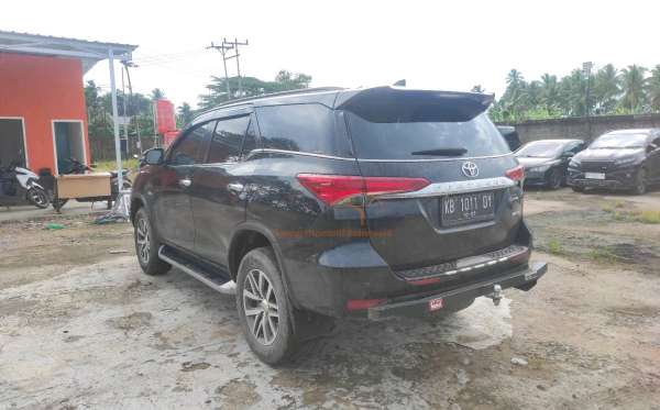 TOYOTA FORTUNER 2.7 SRZ