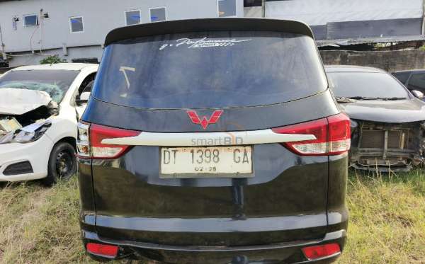 WULING CONFERO