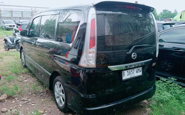 NISSAN SERENA HIGWAY STAR 2.0