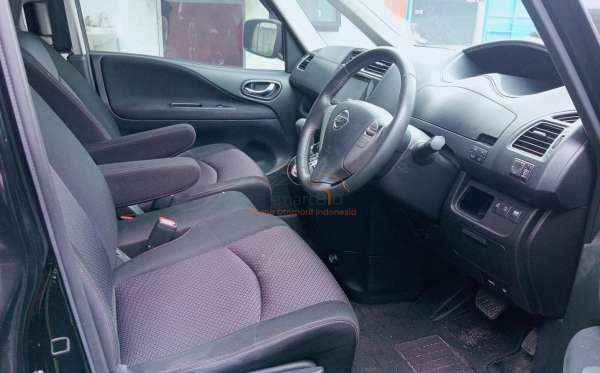 NISSAN SERENA HIGWAY STAR 2.0