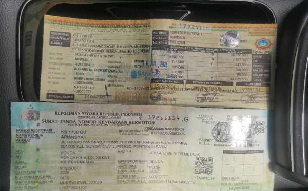 HONDA HRV 1.5L SE CVT