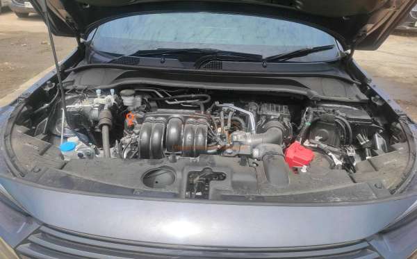 HONDA HRV 1.5L SE CVT