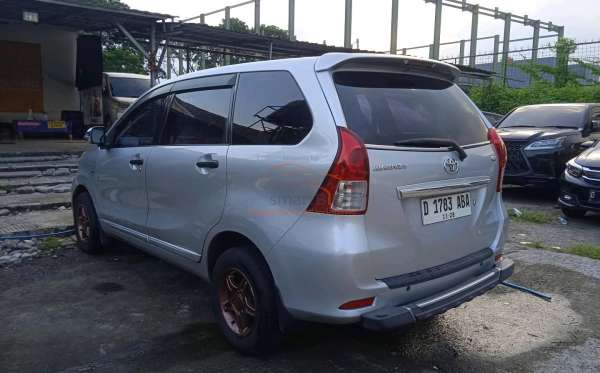 TOYOTA AVANZA 1.3 G