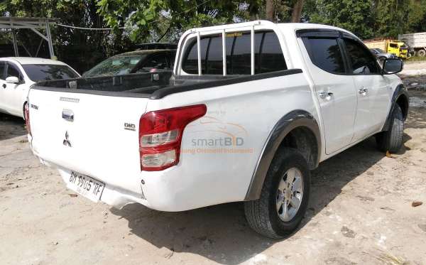 MITSUBISHI DC GLS 4X4