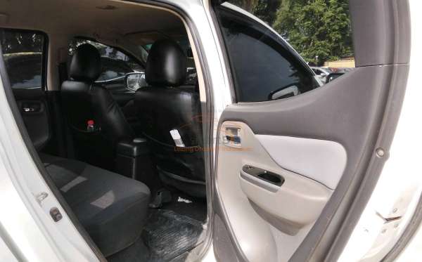 MITSUBISHI DC GLS 4X4