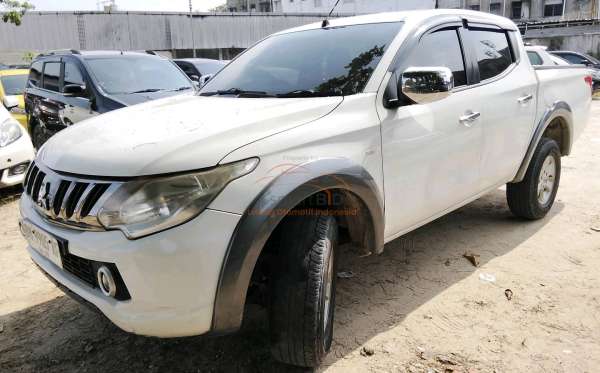 MITSUBISHI DC GLS 4X4