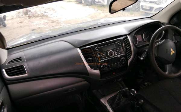 MITSUBISHI DC GLS 4X4